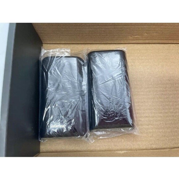 TOMUM Rechargeable Heated Socks Size Small Men Women Washable Battery Operated - Picture 8 of 10